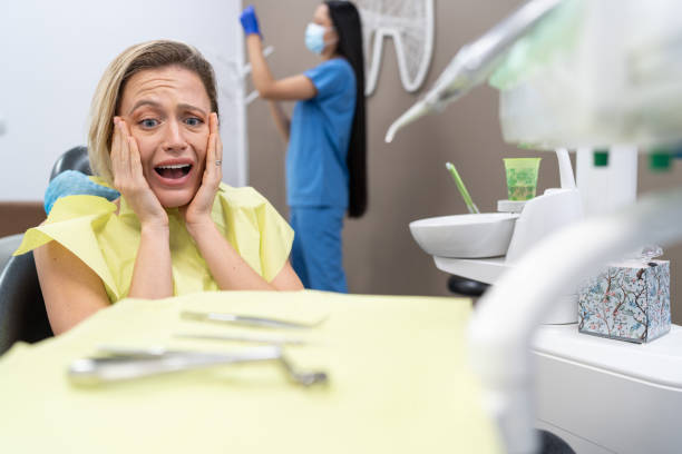 Best Walk-In Emergency Dental Services in Anahuac, TX